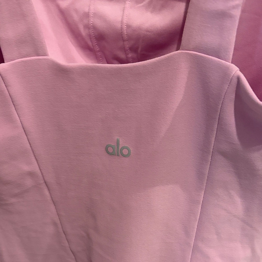 ALO Yoga break point Pink Mini Dress
Color Candy heart pink - Picture 3 of 4